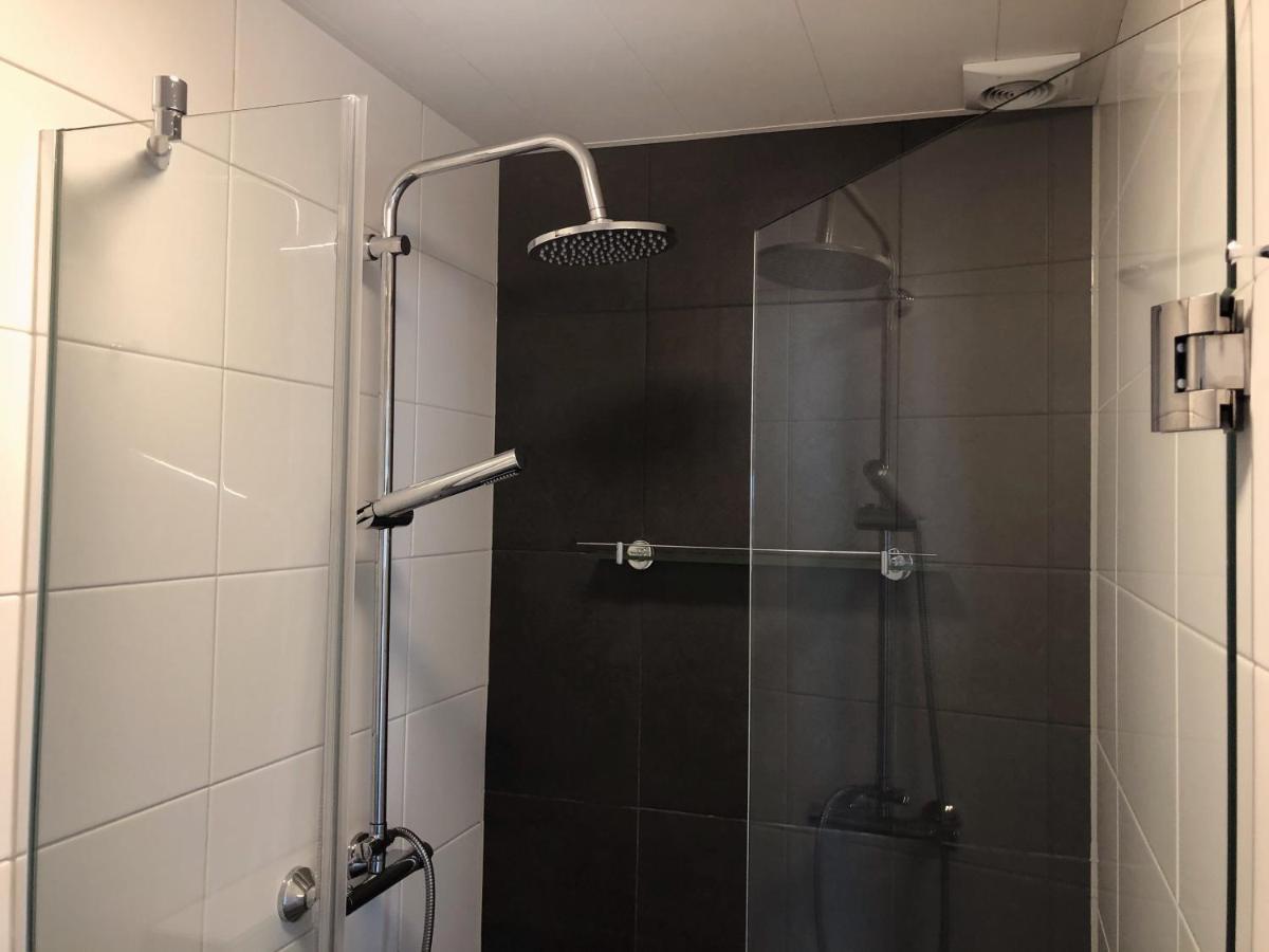 Hof Christina Vakantiewoningen Vrouwenpolder Exterior photo